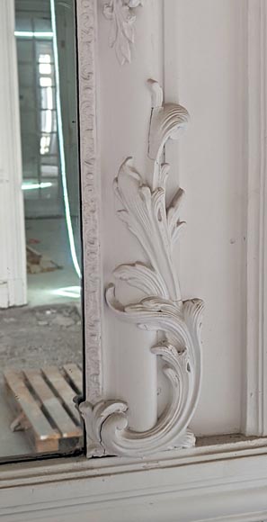 Large Regency style overmantel with carved shell in wood and stucco-6