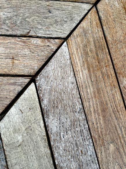 38 m² unit with herringbone parquet flooring-2