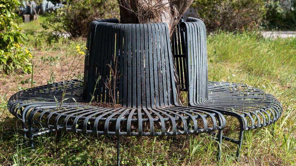 Circular bench for the perimeter of a tree-0