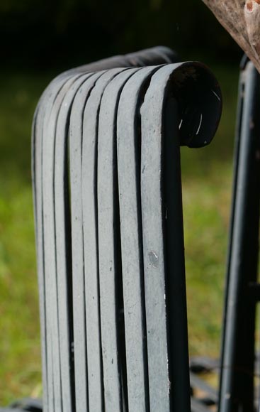 Circular bench for the perimeter of a tree-6