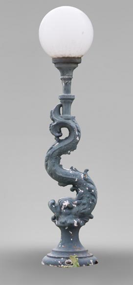 Dolphin-shaped floor lamp in cast iron-0