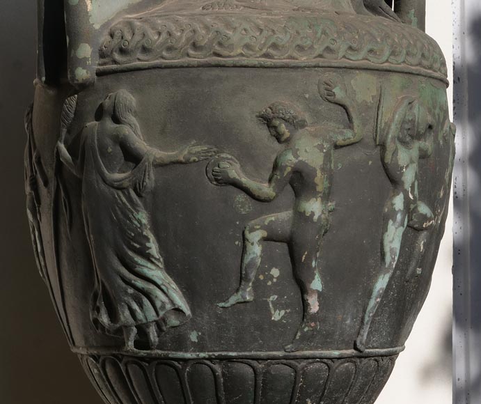 Greek style vase and its egyptian base, cast iron-6