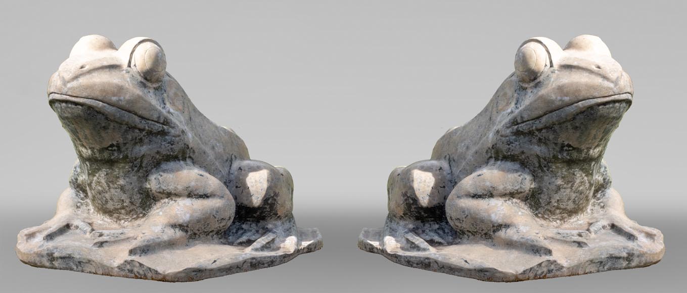 Pair of marble frog statues from the 1950s-0