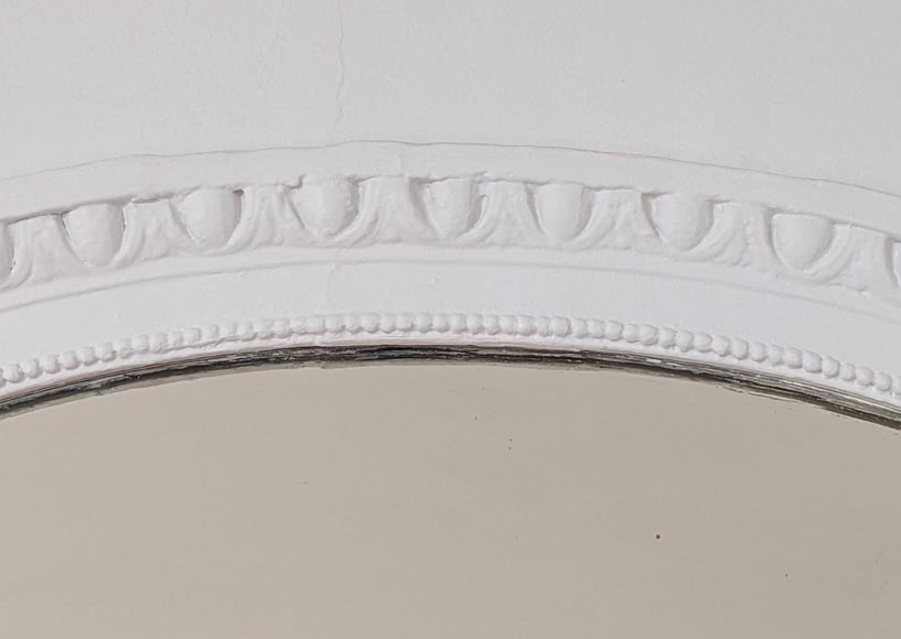 Rounded trumeau with Louis XVI style oval frieze-2