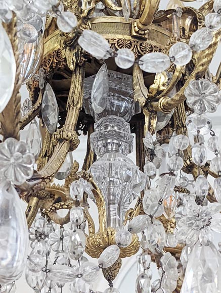 Louis XVI style chandelier in gilt bronze and crystals decorated with rams heads-14