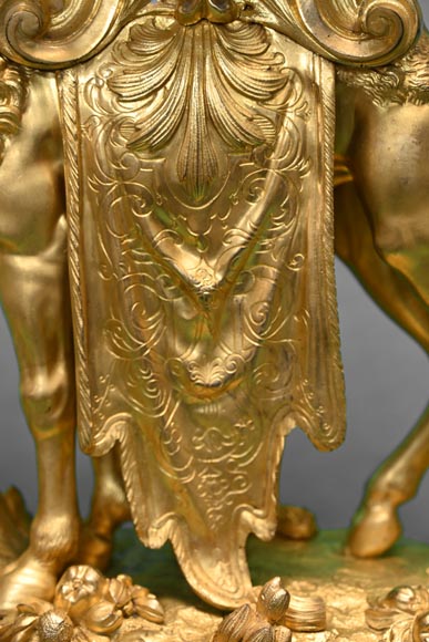 Rococo-style dromedary clock Rococo-style dromedary clock-9