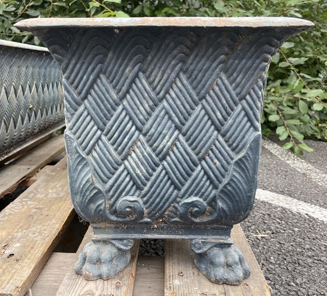 Pair of beautiful cast-iron planters with woven motif and lion's paws-3