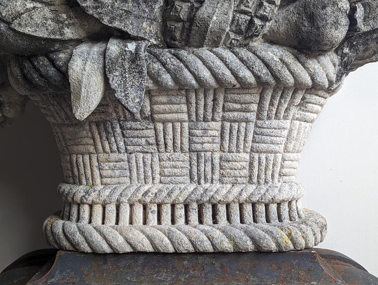 Important pair of carved stone fruit baskets-12