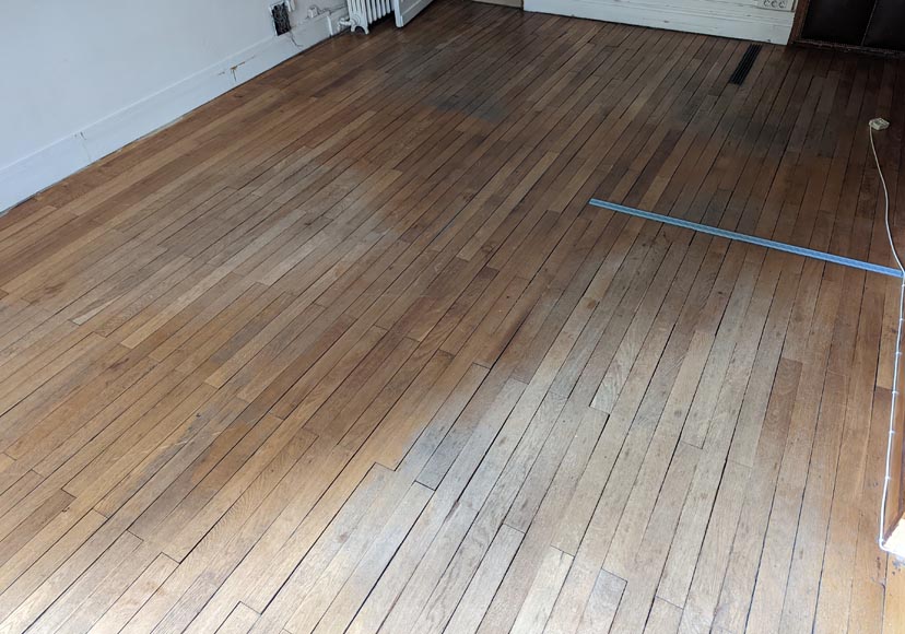 17 m² of linear oak parquet flooring-1