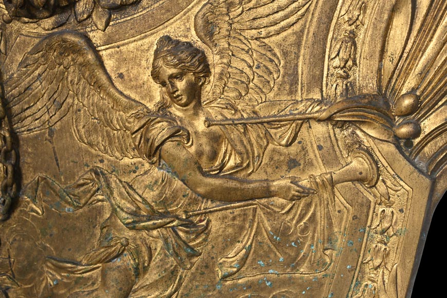 Union Centrale des Arts Décoratifs, decorative gilded bronze plaque in the form of a shield, featuring Winged Victory and trophies of arms-3