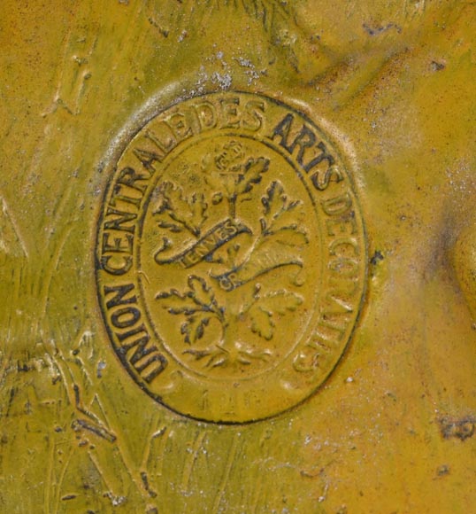 Union Centrale des Arts Décoratifs, decorative gilded bronze plaque in the form of a shield, featuring Winged Victory and trophies of arms-11