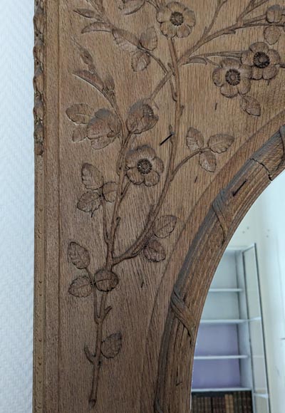 Louis XVI style trumeau in carved oak adorned with a bird's nest framed by floral decoration-4