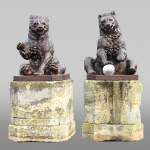 Joseph Simon Volmar (Berne, 1796-1865), Pair of bears in cast iron