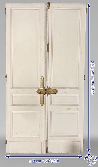 Large moulded double door with gilded Napoleon III lock-12