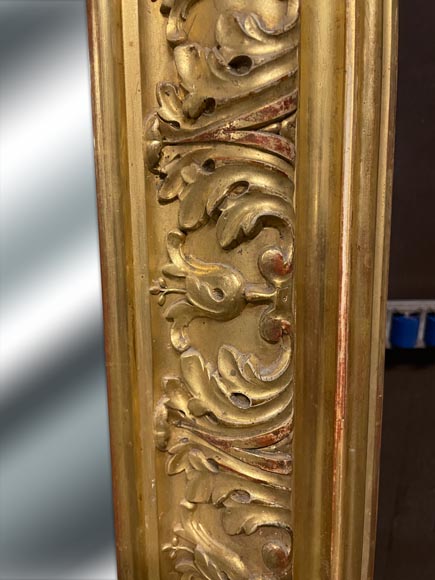Large gilded trumeau with central medallion in the Napoleon III style-7
