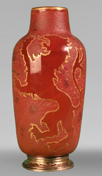 DAUM brothers, vase with a rampant lion, circa 1893-0