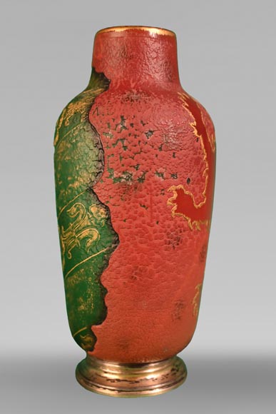 DAUM brothers, vase with a rampant lion, circa 1893-2