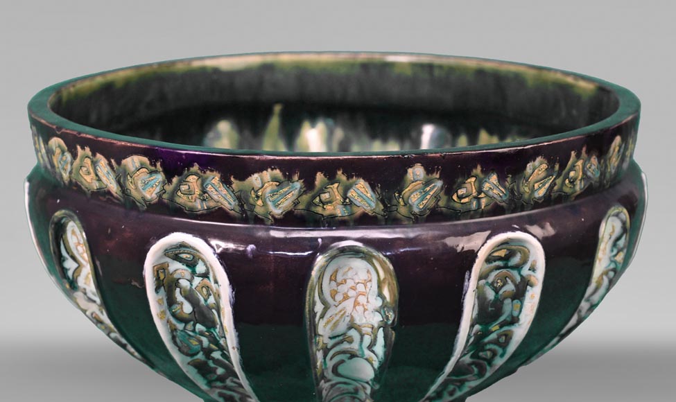 Émile GALLÉ, Earthenware vase with eggplant glaze and gold