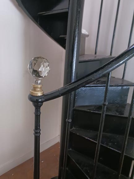 Spiral staircase in painted oak-14