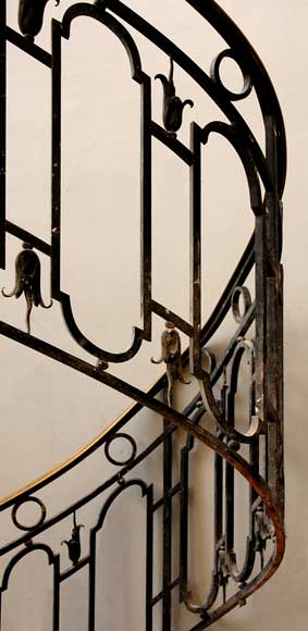 Cast iron banister with brass hand rail-2