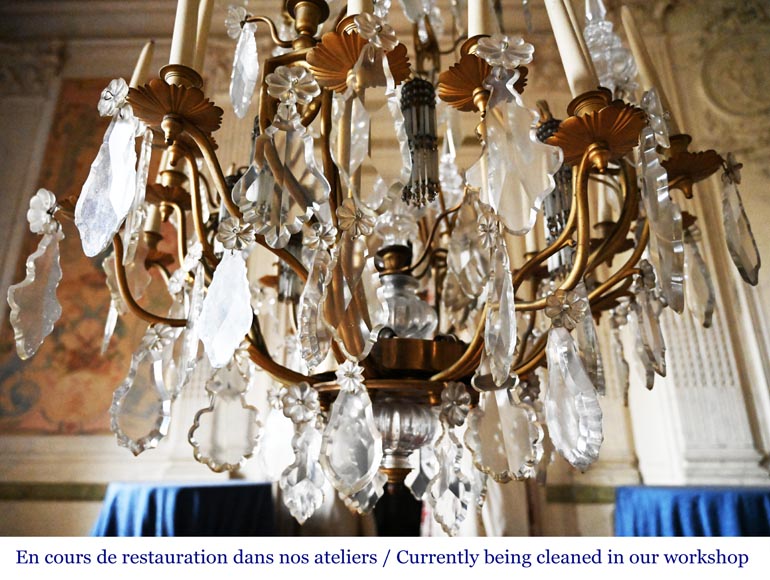 Twenty-four light-arm chandelier decorated with crystals-4