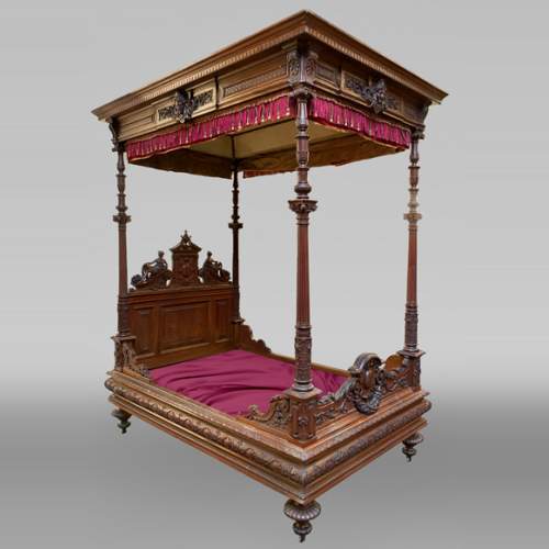 Jean-Paul MAZAROS (1823-1900), Neo-Renaissance four-poster bed in carved walnut