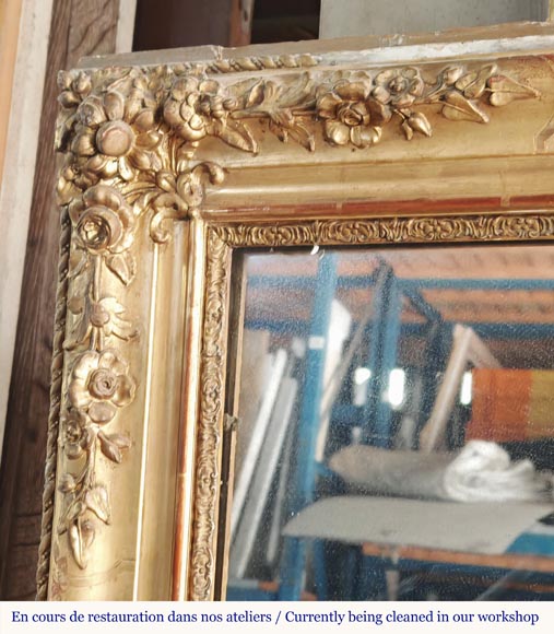 Louis Philippe period gilded trumeau decorated with flowers.-2