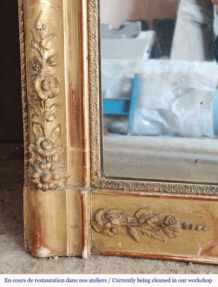 Louis Philippe period gilded trumeau decorated with flowers.-4