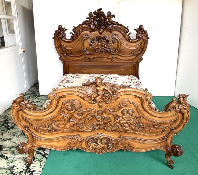 Louis XV style walnut bedroom-2