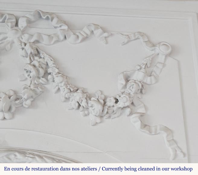 Louis XVI style trumeau with plant garlands-3