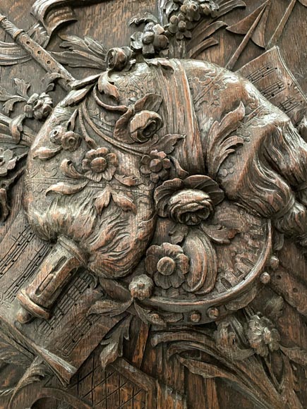 Carved and painted wooden overmantel mirror with a pastoral music trophy, in the Louis XV style, 19th century-2