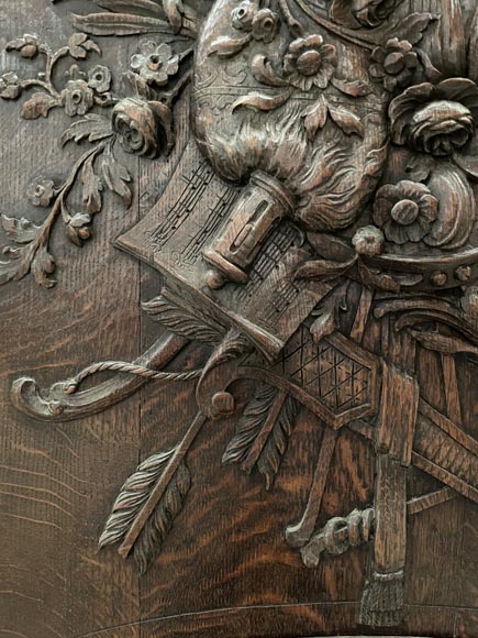 Carved and painted wooden overmantel mirror with a pastoral music trophy, in the Louis XV style, 19th century-4