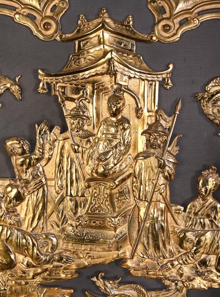 Maison MARNYHAC (attrib.) — Rare Chinese-style Antique Fire Screen in Gilded Bronze, Second Half of the 19th Century-2
