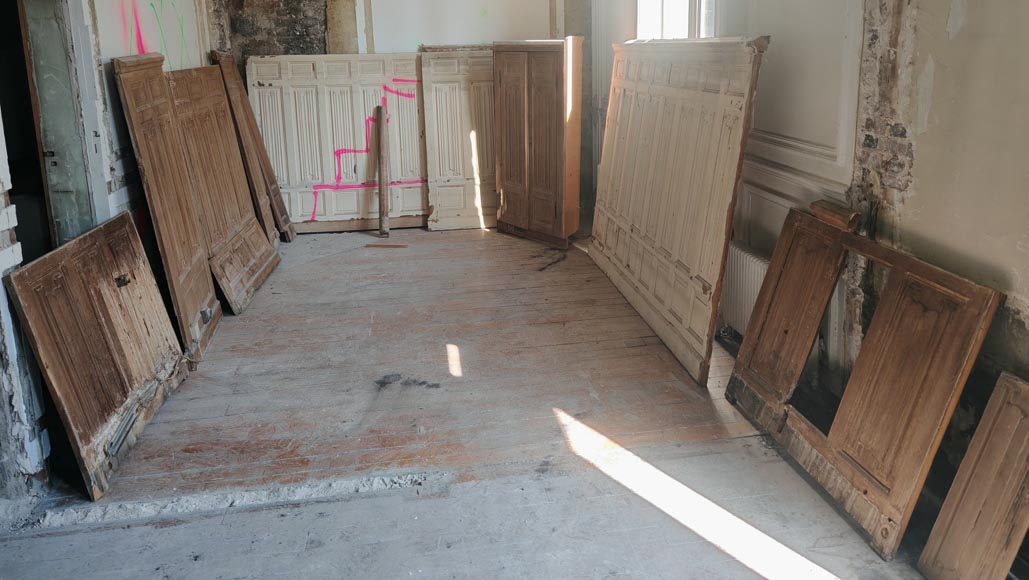 Neo-Gothic style oak wainscoting featuring a Neo-Gothic style oak wainscoting featuring a