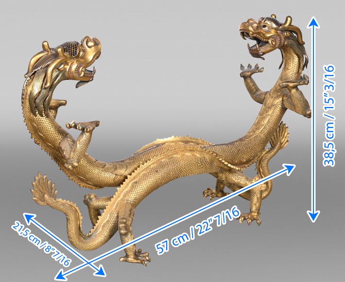 Ceremonial stand from the Qianlong period (1736-1795) in the shape of a dragon, gilt bronze, champlevé enamel-7