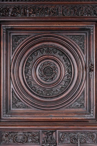 CHIMERIC DRESSOR-11