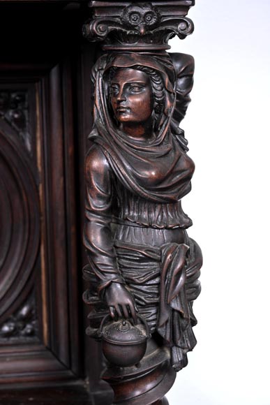 CHIMERIC DRESSOR-20