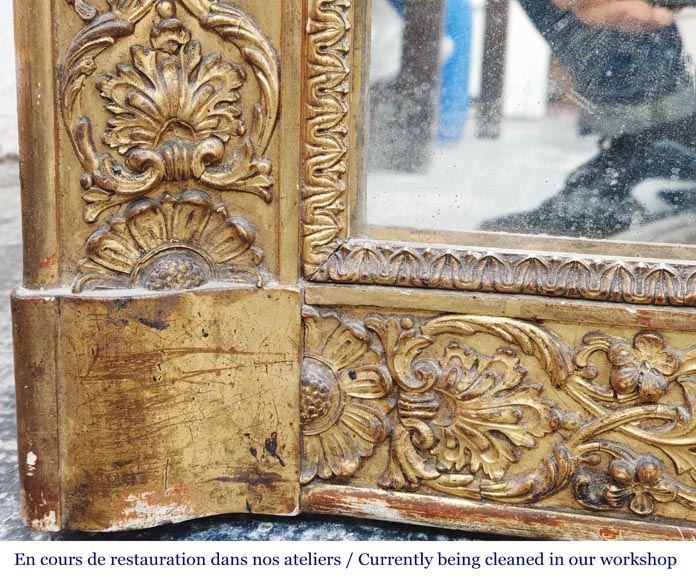 Small gilded Louis Philippe period trumeau, richly decorated Small gilded Louis Philippe period trumeau, richly decorated-3