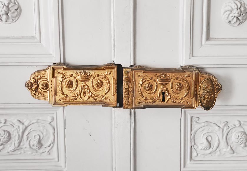 Set of 4 double doors in carved wood-23