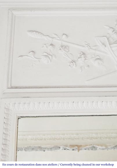 Louis XVI style trumeau decorated with a vase Louis XVI style trumeau decorated with a vase-2