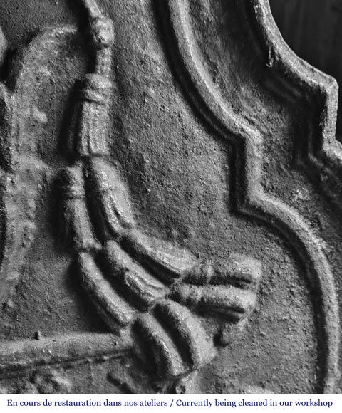 Fireplace plaque with lion coat of arms Fireplace plaque with lion coat of arms-4