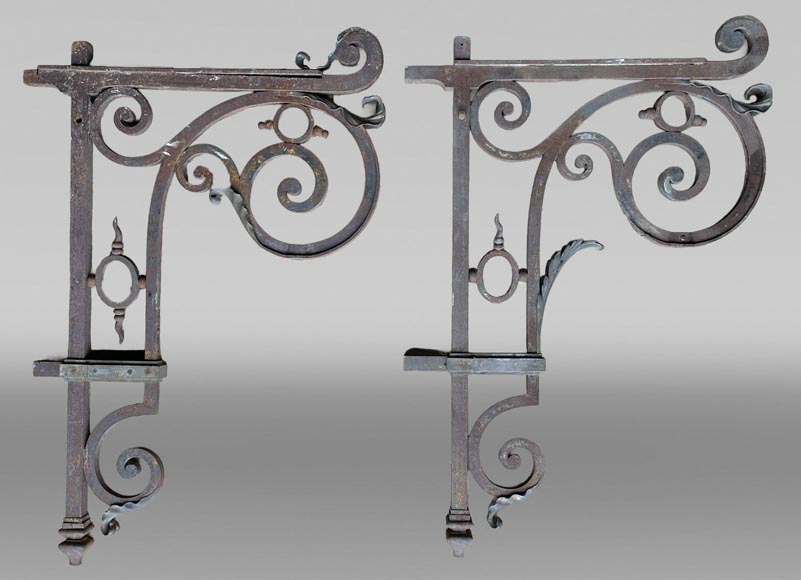 Pair of cast iron wall brackets in the Napoleon III style-0