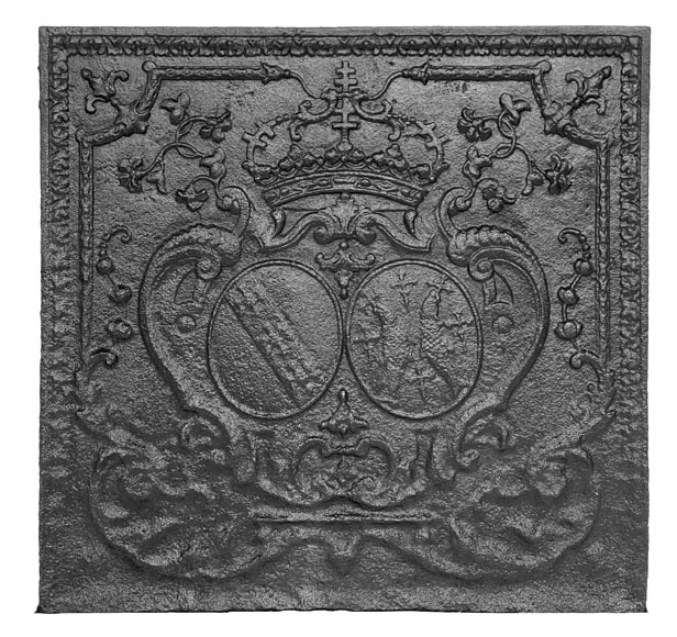 Fireplace plaque with crowned coat of arms Fireplace plaque with crowned coat of arms-0