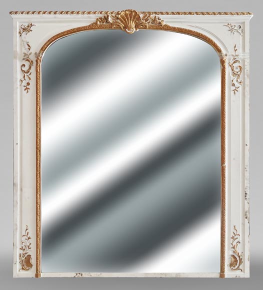 Louis XV style trumeau decorated with a shell in gilt paint-0