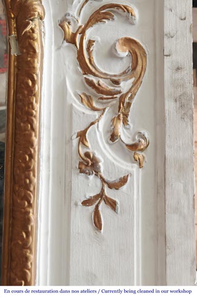 Louis XV style trumeau decorated with a shell in gilt paint-2