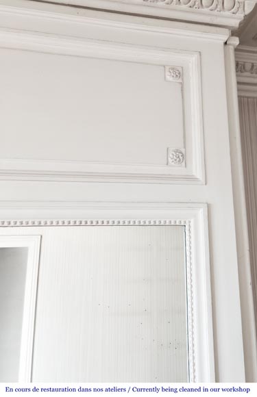 Louis XVI style trumeau with pearl decoration Louis XVI style trumeau with pearl decoration-2