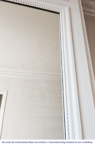 Louis XVI style trumeau with pearl decoration Louis XVI style trumeau with pearl decoration-3