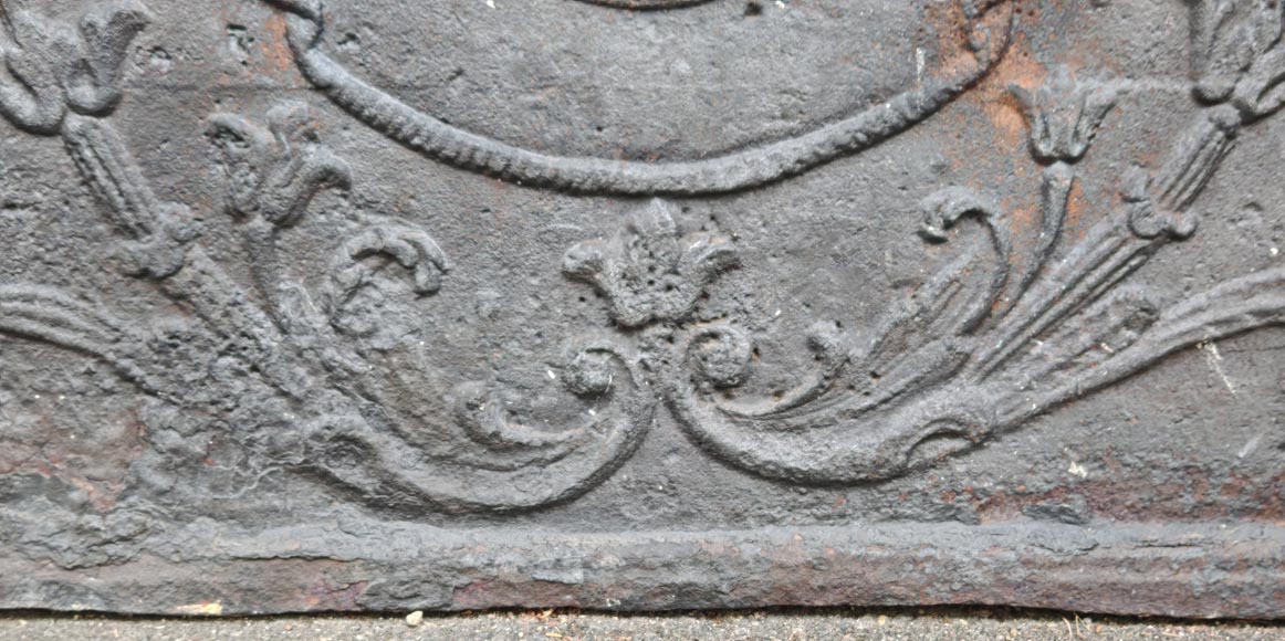 Fireback with geometric coat of arms Fireback with geometric coat of arms-8