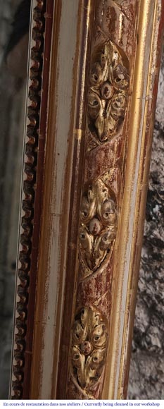 Louis XVI-style gilded overmantel mirror featuring a frieze decoration Louis XVI-style gilded overmantel mirror featuring a frieze decoration-3