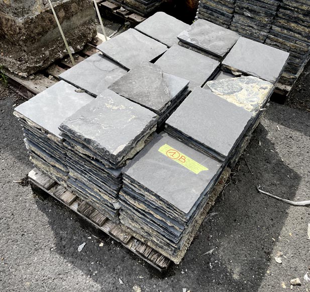 Very large set of approximately 100 m² of antique Belgian bluestone floor tiles Very large set of approximately 100 m² of antique Belgian bluestone floor tiles-1